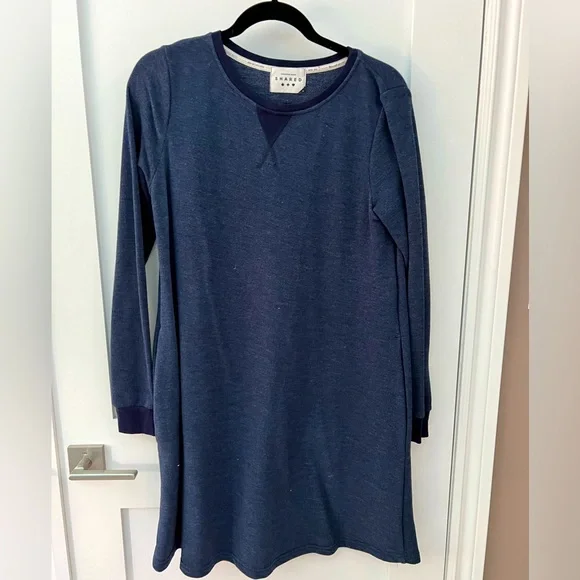 Shared Canadian Made Dress - Picture 1 of 2